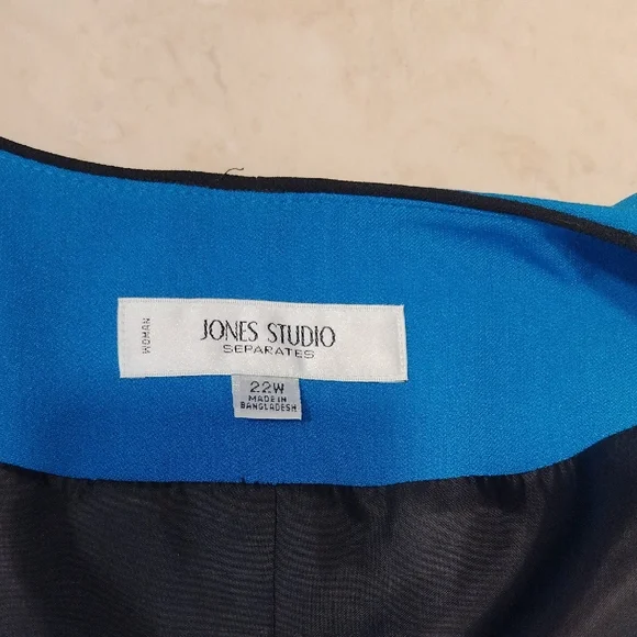 Vintage Plus Size Jones Studio Vibrant Blue Blazer - Picture 3 of 9